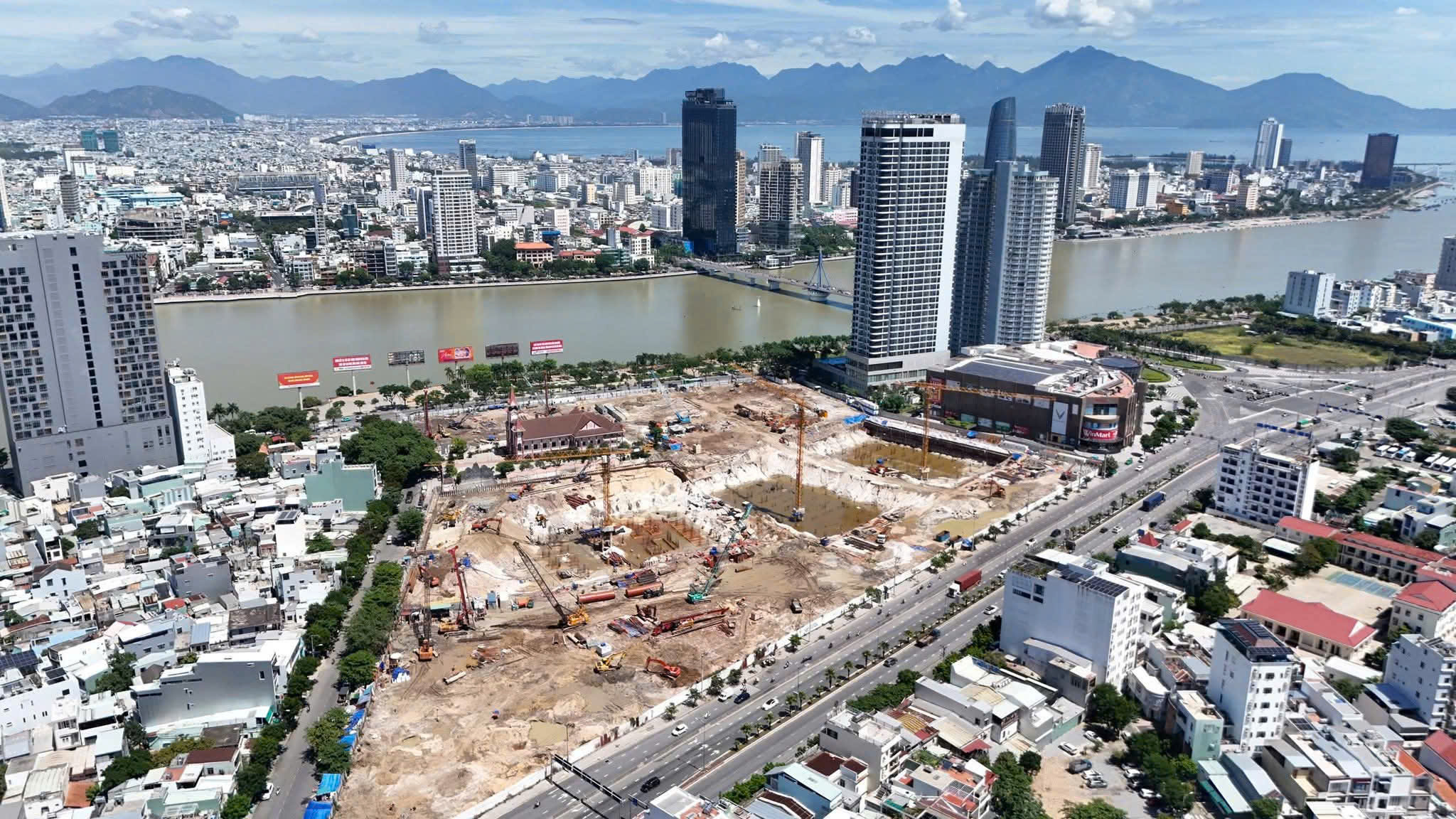 tien do du an capital square da nang