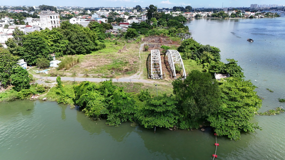 Phạm vi cây xanh và diện tích lấn sông Đồng Nai