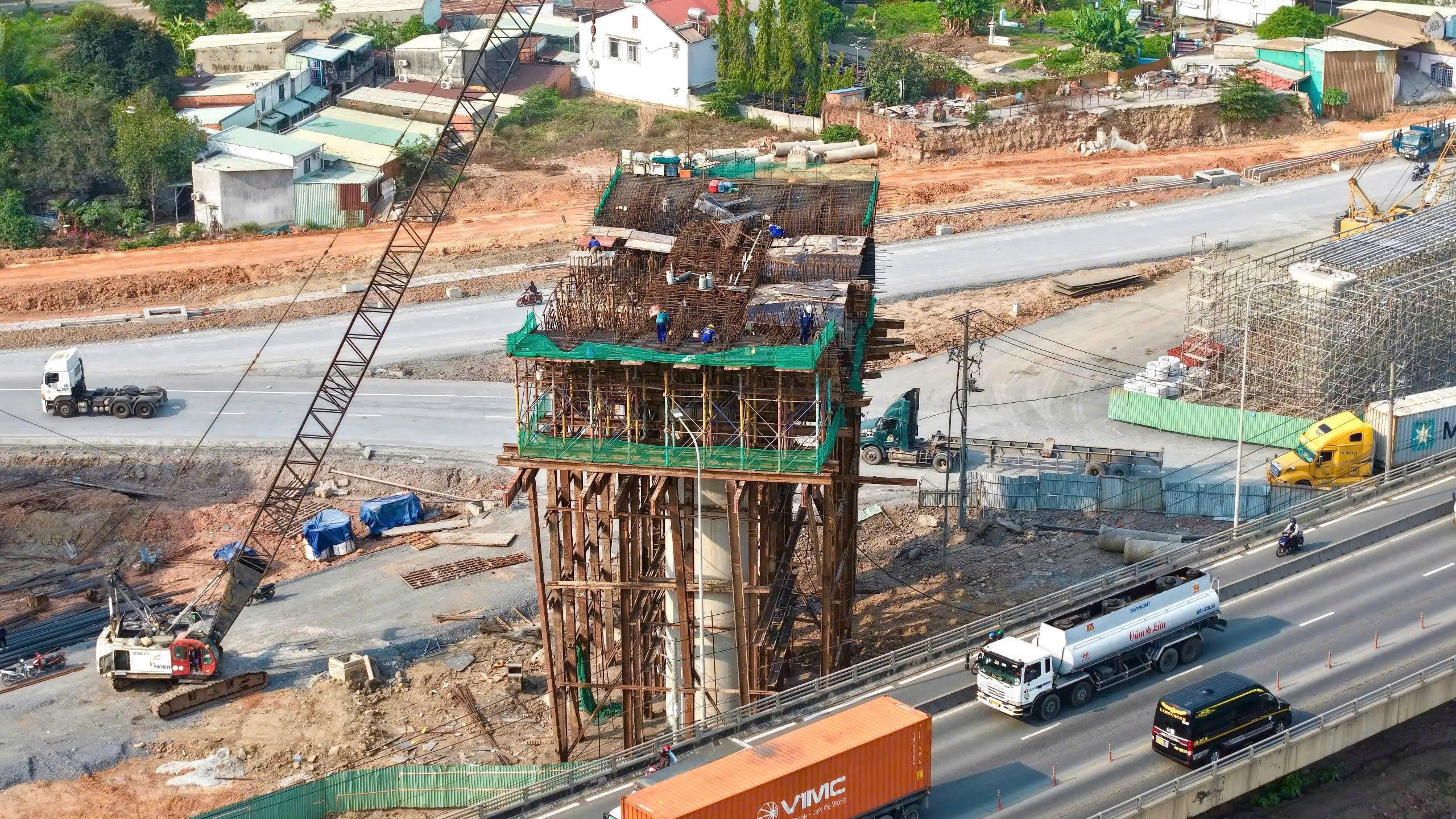 Nút giao Tân Vạn tăng tốc thi công, dự kiến hoàn thành vào tháng 6-2026 10 nut giao Tan Van 2