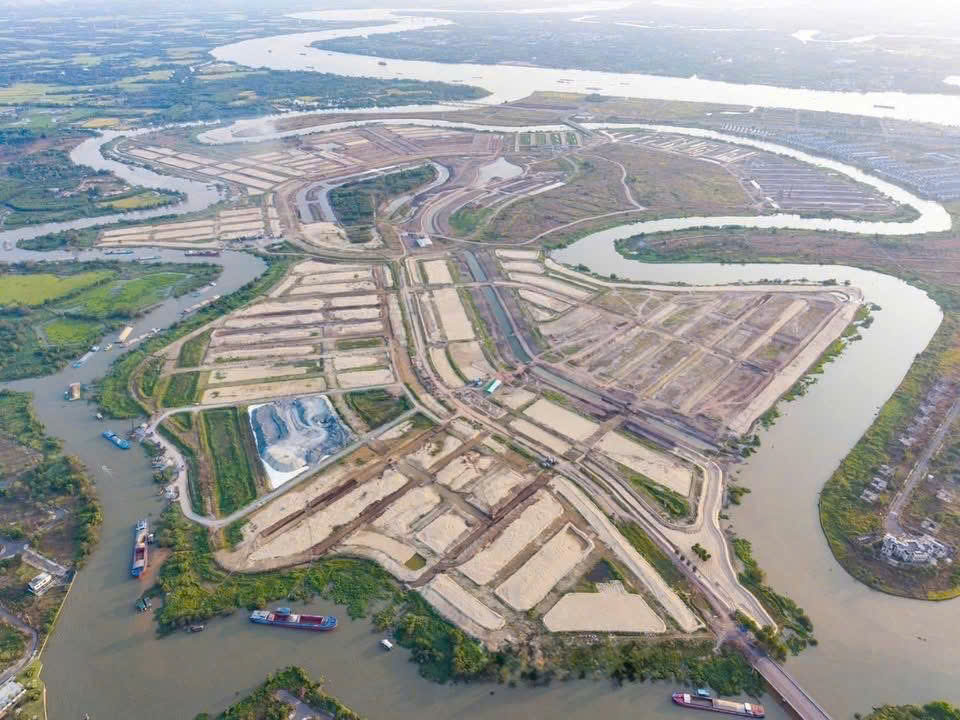 tien do thi cong dao phuong hoang 4